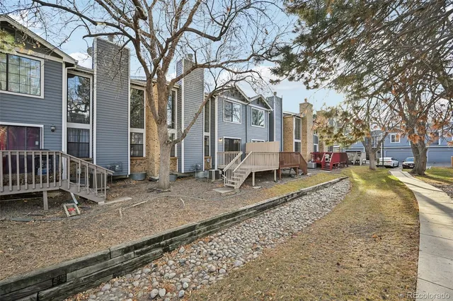 $375,000 | 844 South Joplin Circle, Aurora, CO 80017