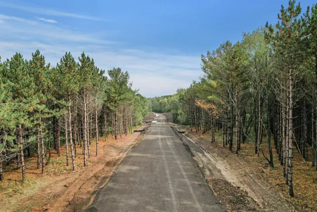 $325,000 | Xx L3-b2 Xx L3-b2 65th Street, Hastings, MN 55033