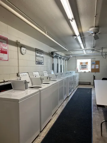 $1,500 | 835 Pearson Street, Unit 209, Des Plaines, IL 60016