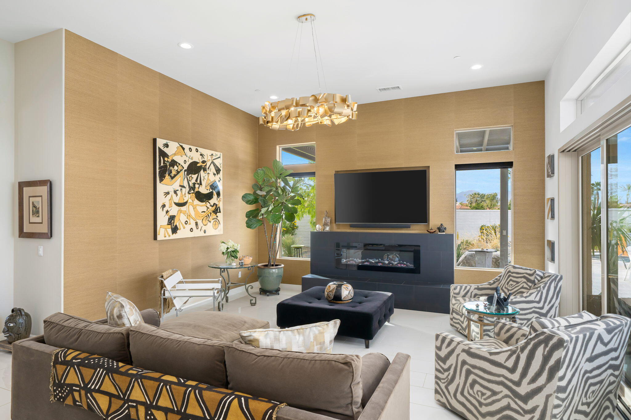 10 Port Rancho Mirage, CA 92270 - Photo 1 of 48 Living Room