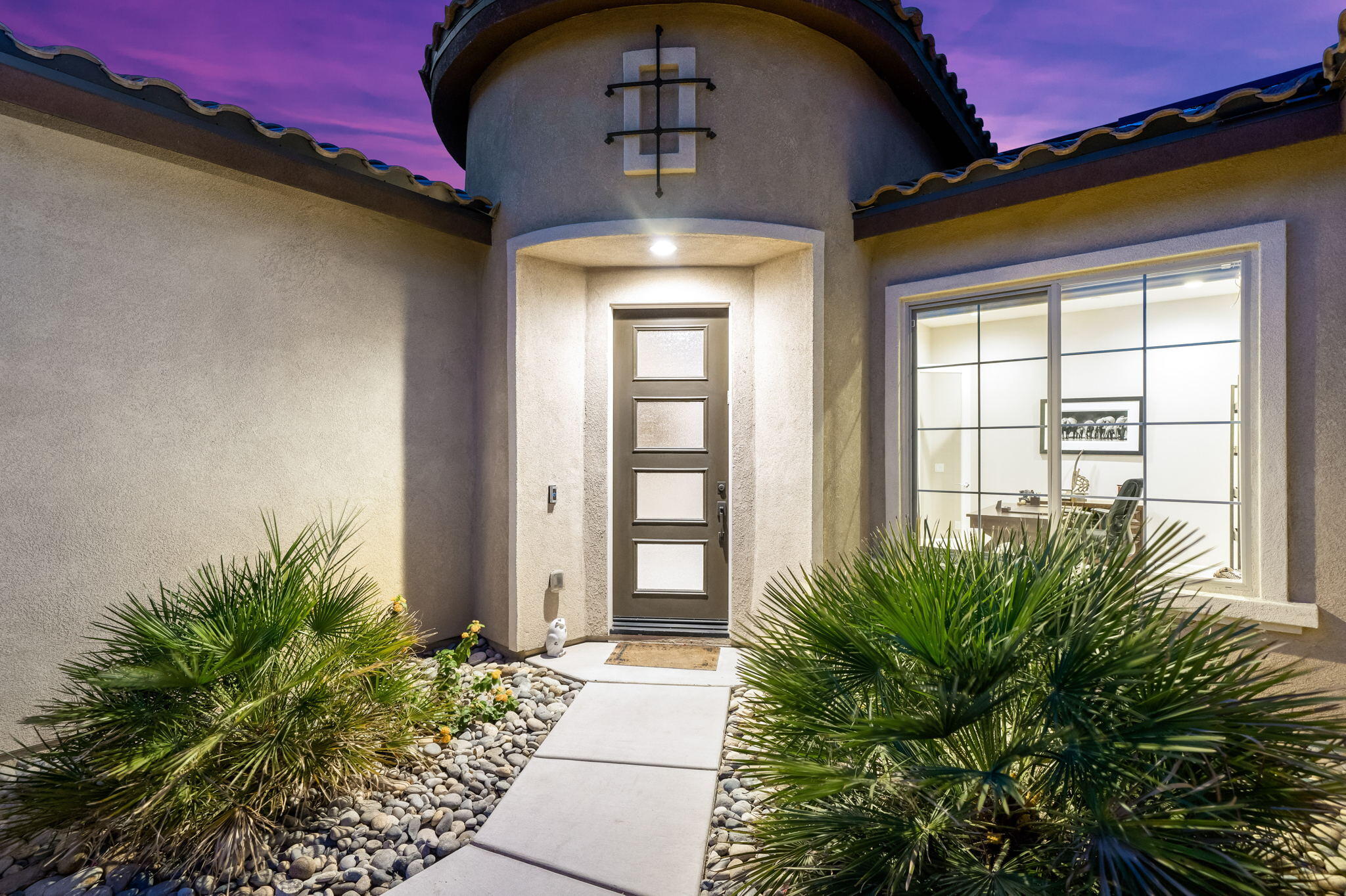 10 Port Rancho Mirage, CA 92270 - Photo 4 of 48 Front Door
