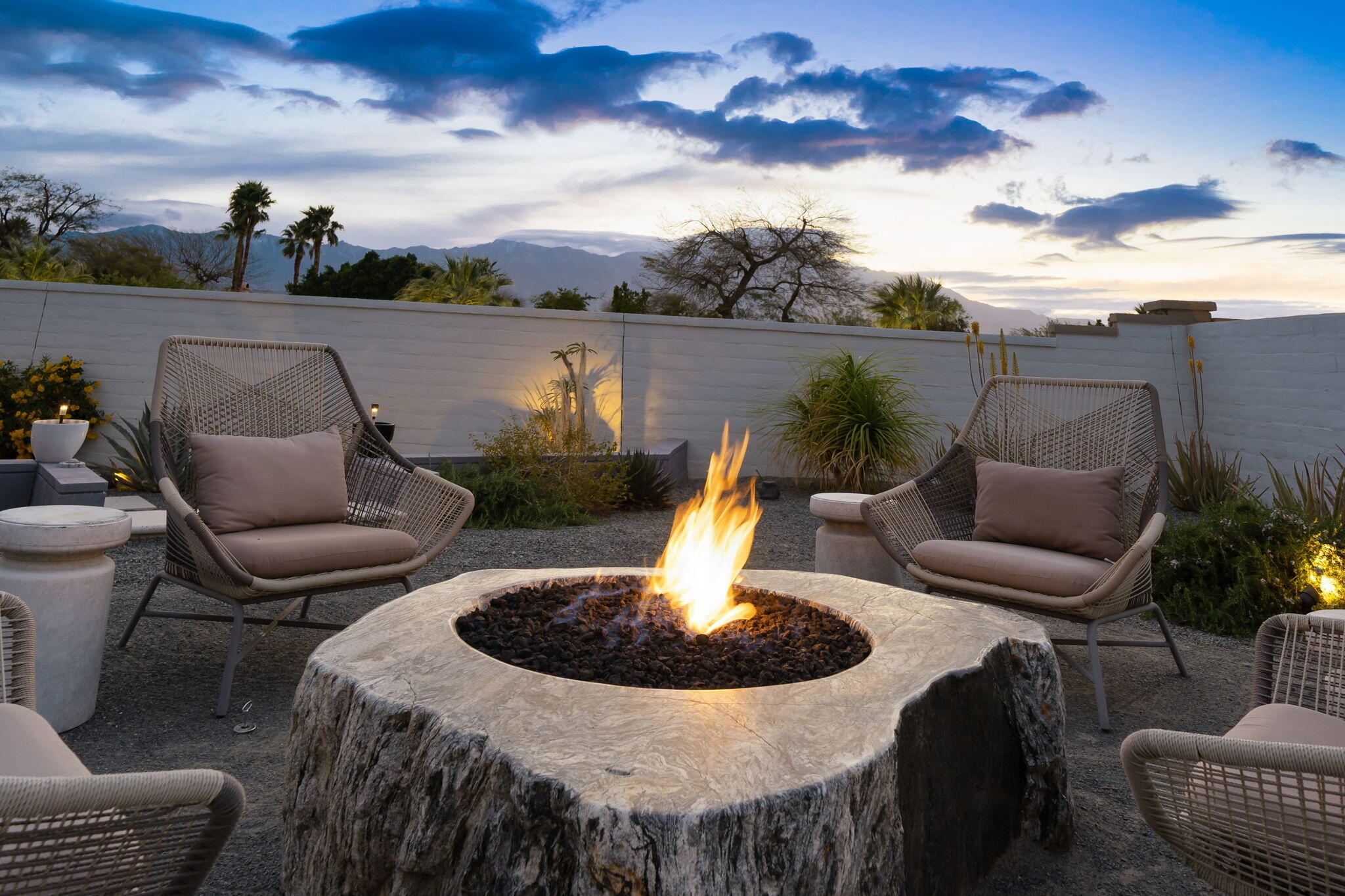 10 Port Rancho Mirage, CA 92270 - Photo 42 of 48 Fire Pit