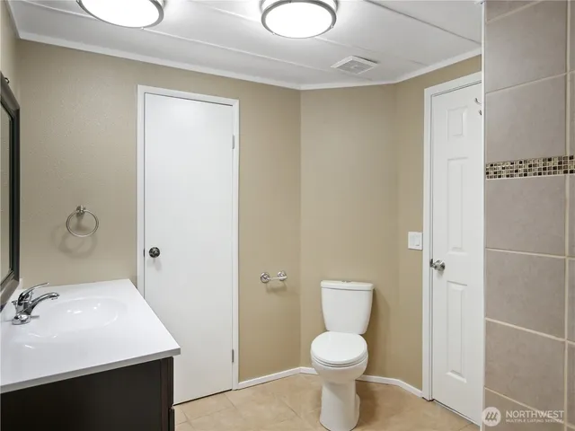 $140,000 | 415 Lakeview Road, Unit F16, Lynnwood, WA 98087