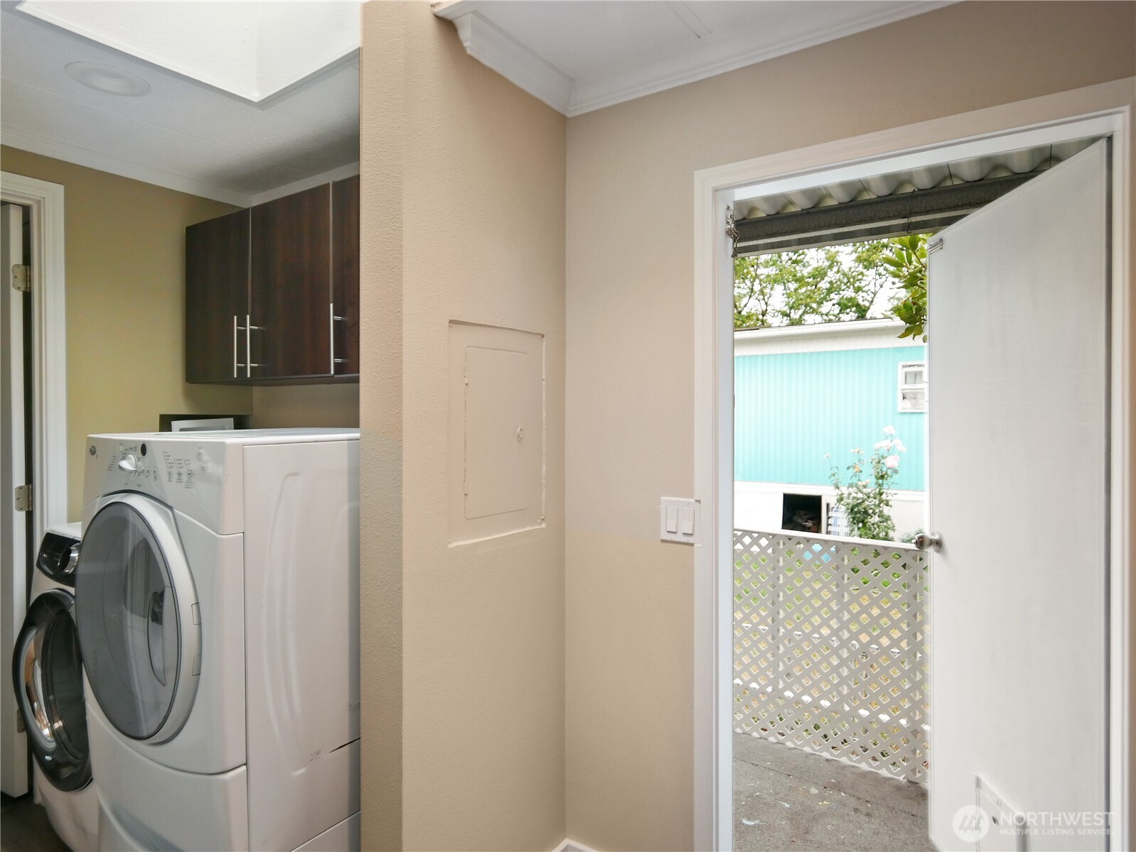 415 Lakeview Road, Unit F16 Lynnwood, WA 98087 - Photo 25 of 40 Gallery Image 25