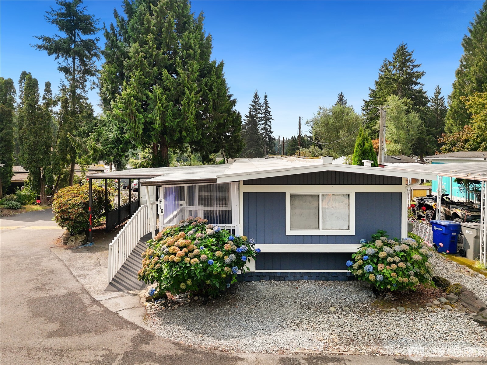 415 Lakeview Road, Unit F16 Lynnwood, WA 98087 - Photo 27 of 40 Gallery Image 27
