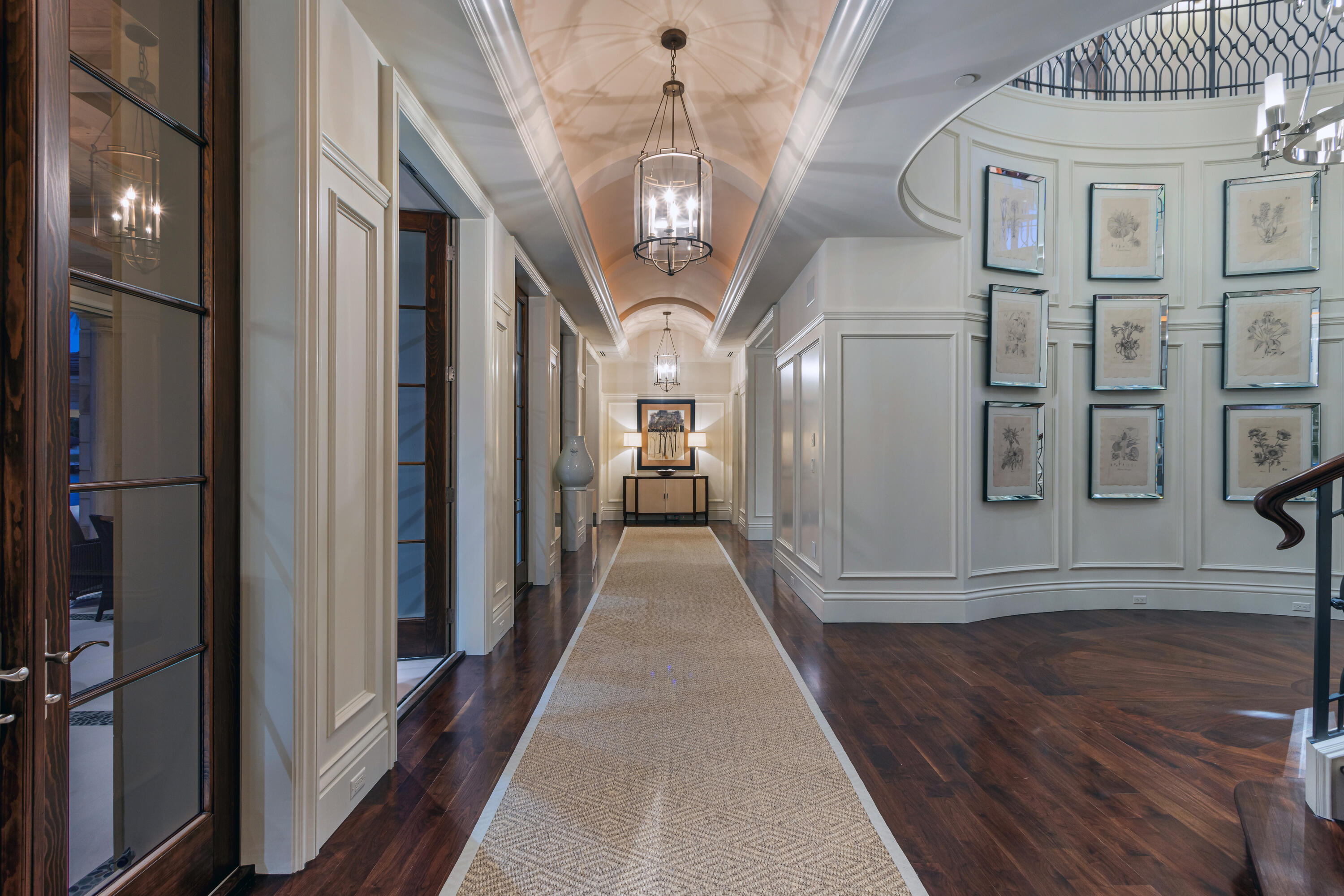 2525 Spanish River Road Boca Raton, FL 33432 - Photo 6 of 50 mls_HALLWAY_STRAIGHT