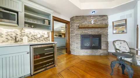 $1,300,000 | 409 North State Street, Franklin Grove, IL 61031