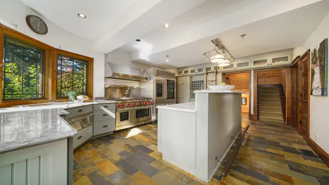 $1,300,000 | 409 North State Street, Franklin Grove, IL 61031