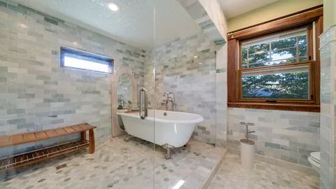 $1,300,000 | 409 North State Street, Franklin Grove, IL 61031