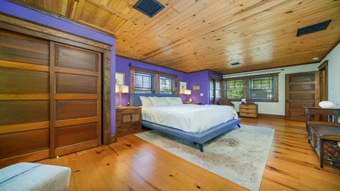 $1,300,000 | 409 North State Street, Franklin Grove, IL 61031