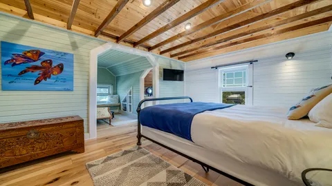 $1,300,000 | 409 North State Street, Franklin Grove, IL 61031