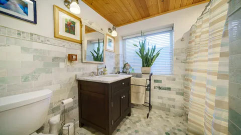 $1,300,000 | 409 North State Street, Franklin Grove, IL 61031