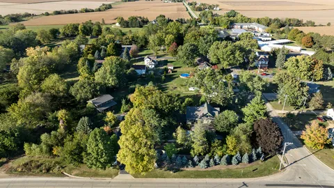 $1,300,000 | 409 North State Street, Franklin Grove, IL 61031