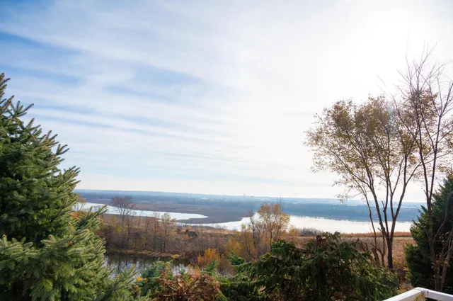 $465,000 | 10174 Indigo Drive, Eden Prairie, MN 55347