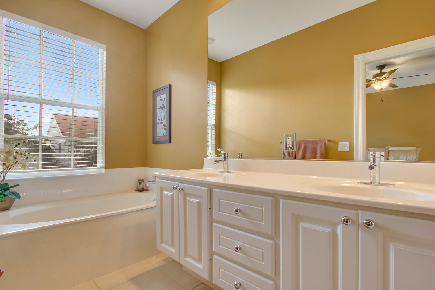 159 Promenade Way Jupiter, FL 33458 - Photo 16 of 24 Owners On-Suite Bathroom