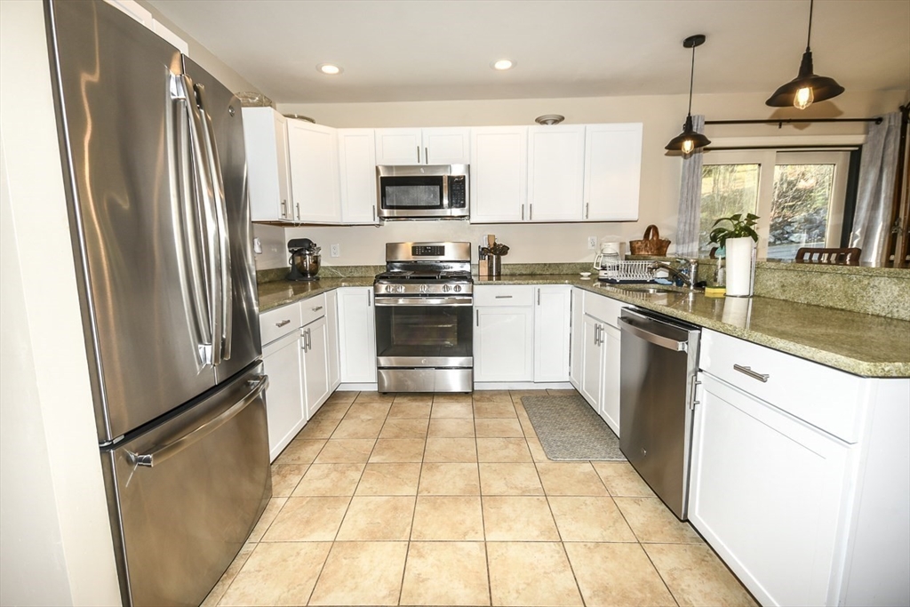 16 Headwall Drive, Unit 16 Newry, ME 04261 - Photo 6 of 27