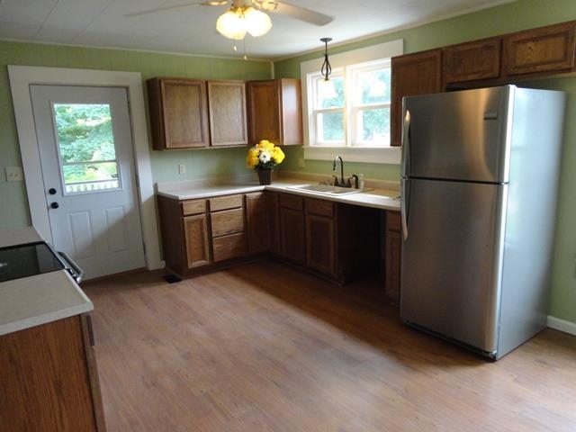 620 East Spring Street Bloomfield, IN 47424 - Photo 3 of 15 Gallery Image 3