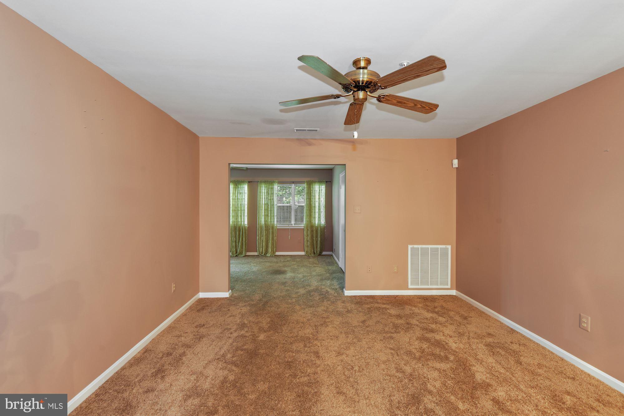 9262 Cherry Lane, Unit 40 Laurel, MD 20708 - Photo 6 of 28 Gallery Image 6