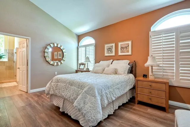 an aerial view of a tennis ground