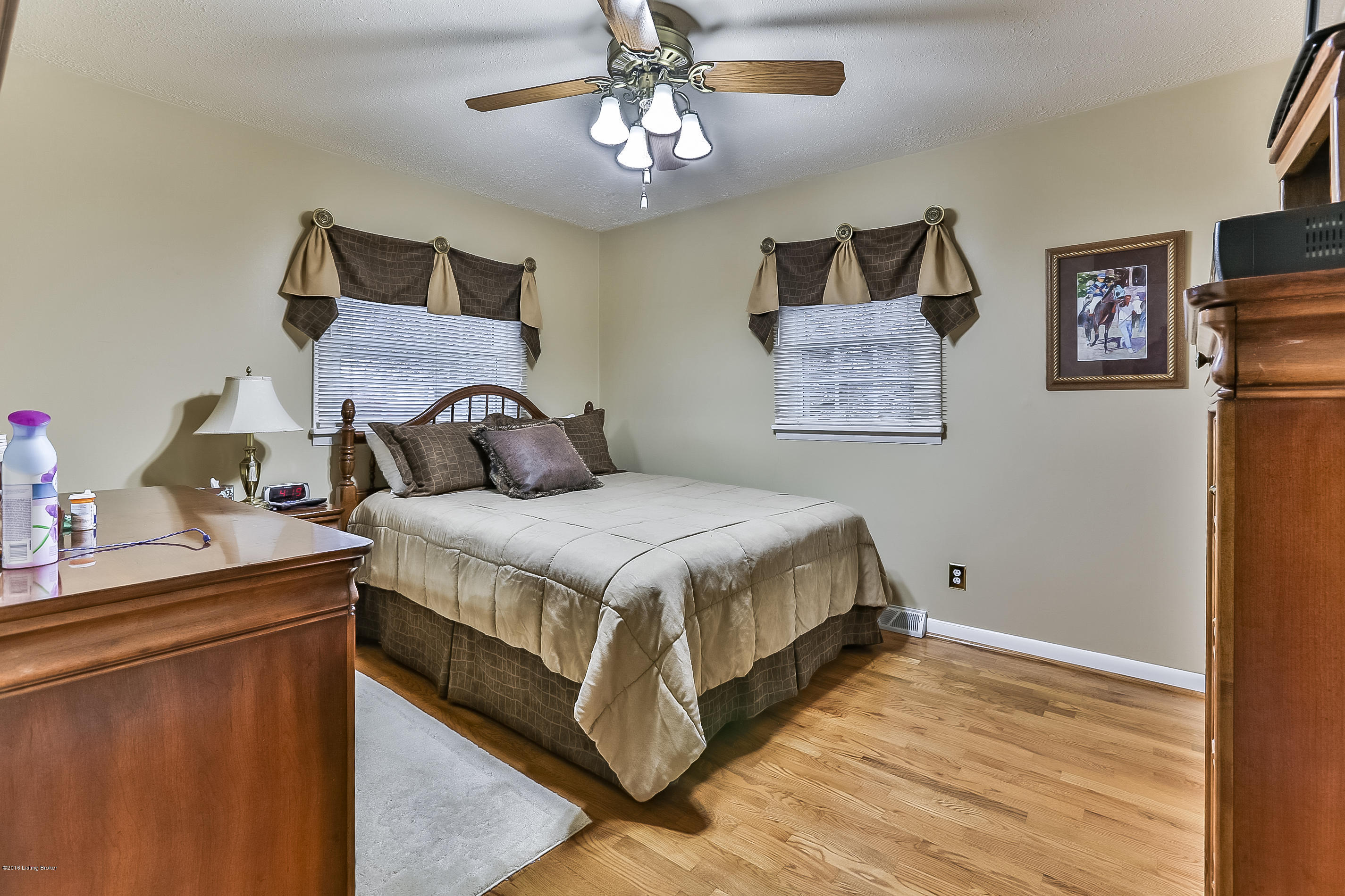 4428 Aiken Road Simpsonville, KY 40067 - Photo 18 of 47 Bedroom 3