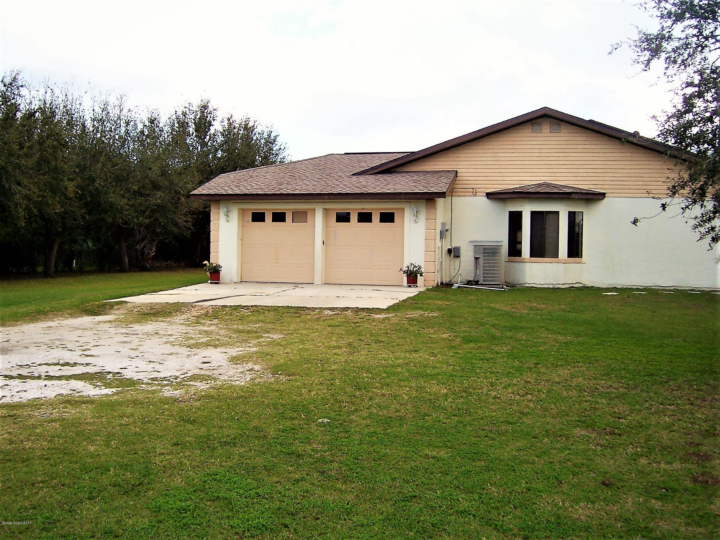 3131 Lionel Road Mims, FL 32754 - Photo 2 of 46 100_1439 (2)