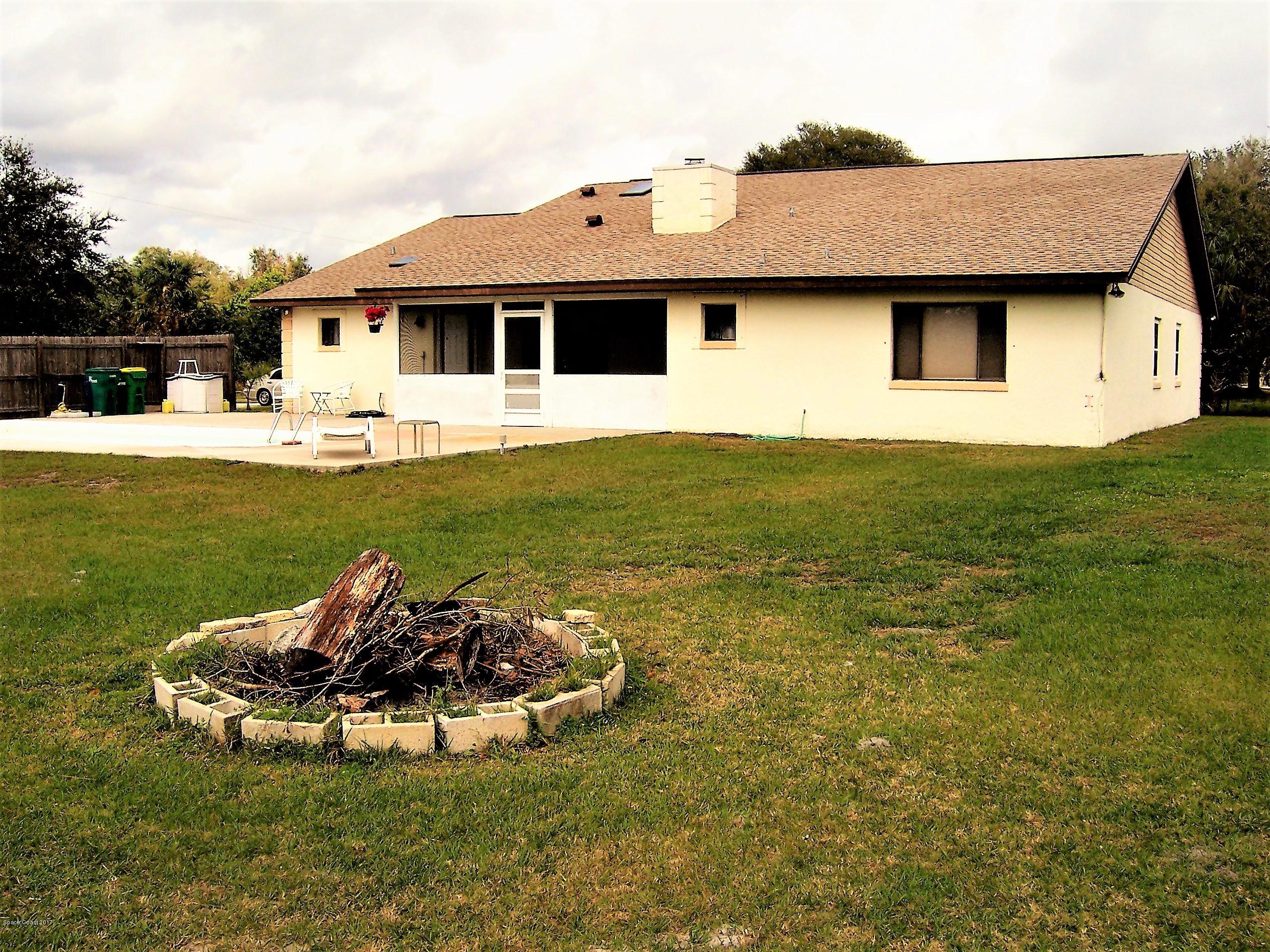 3131 Lionel Road Mims, FL 32754 - Photo 11 of 46 100_1452