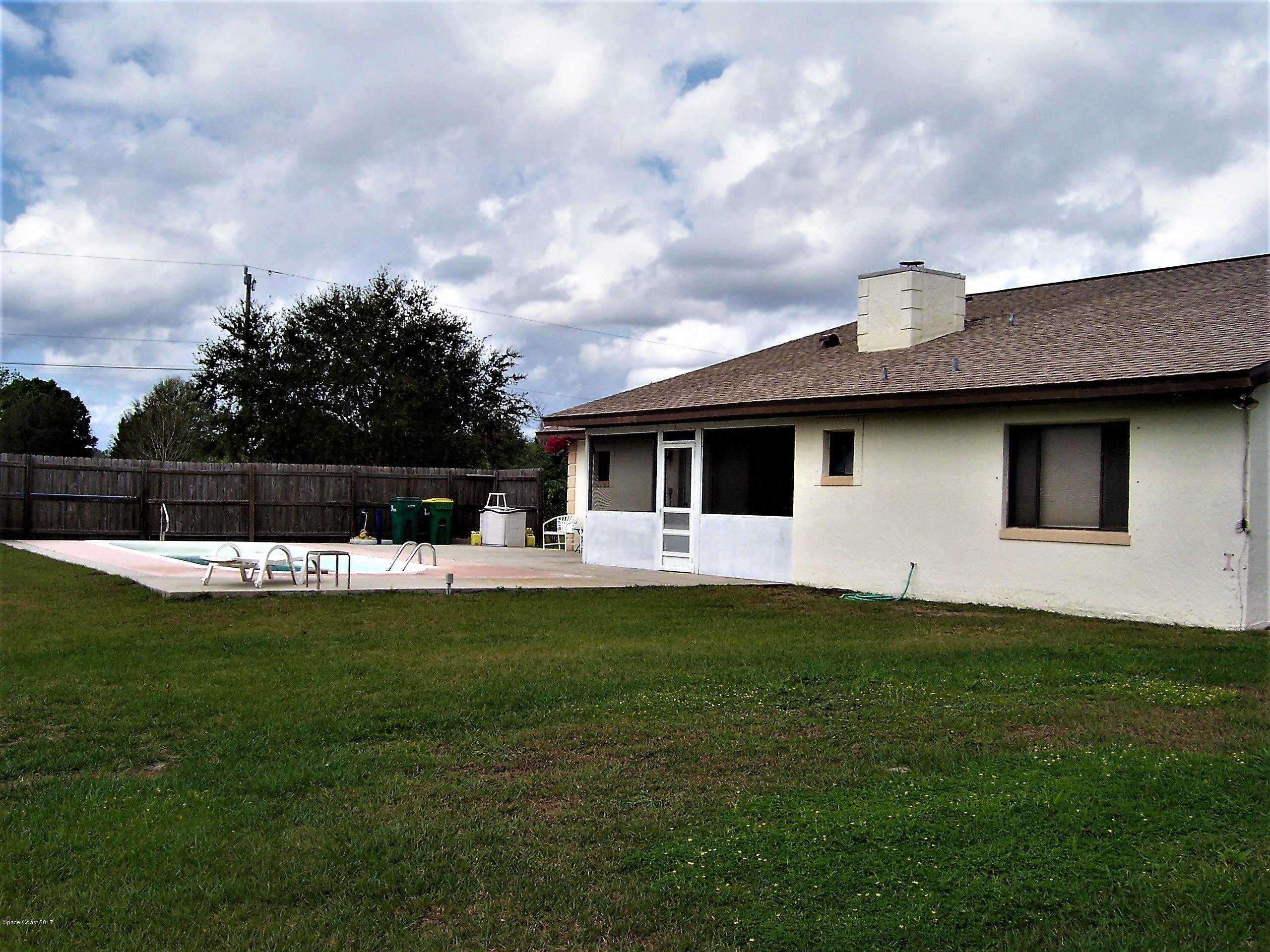 3131 Lionel Road Mims, FL 32754 - Photo 8 of 46 100_1449