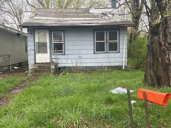 $29,500 | 282 Chestnut Street, Benton Harbor, MI 49022