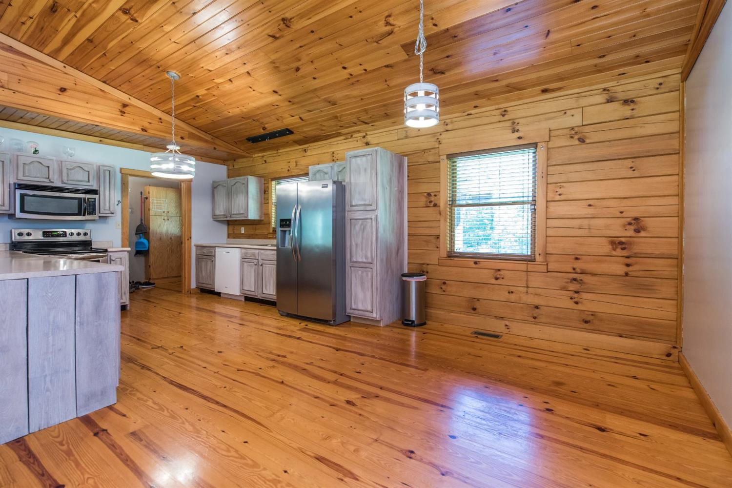 568 Darrell Randall Road Stanton, KY 40380 - Photo 10 of 33 Photo 10