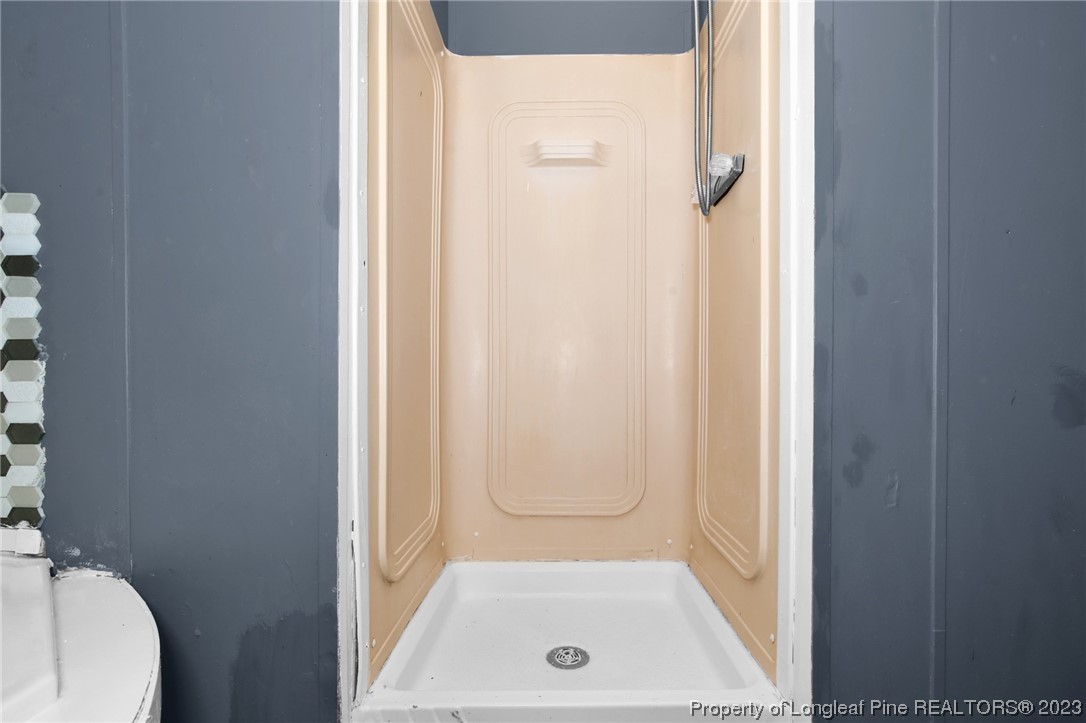 2556 Missouri Road Maxton, NC 28364 - Photo 20 of 36 Gallery Image 20