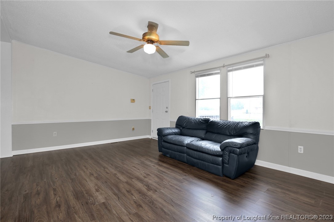 2556 Missouri Road Maxton, NC 28364 - Photo 6 of 36 Gallery Image 6