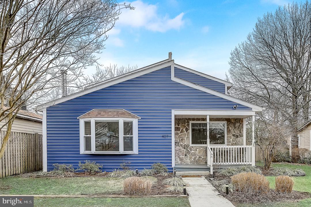 407 Bayview Drive Edgewater, MD 21037 - Photo 2 of 36