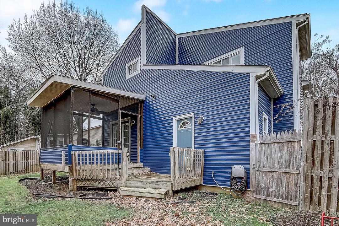 407 Bayview Drive Edgewater, MD 21037 - Photo 33 of 36