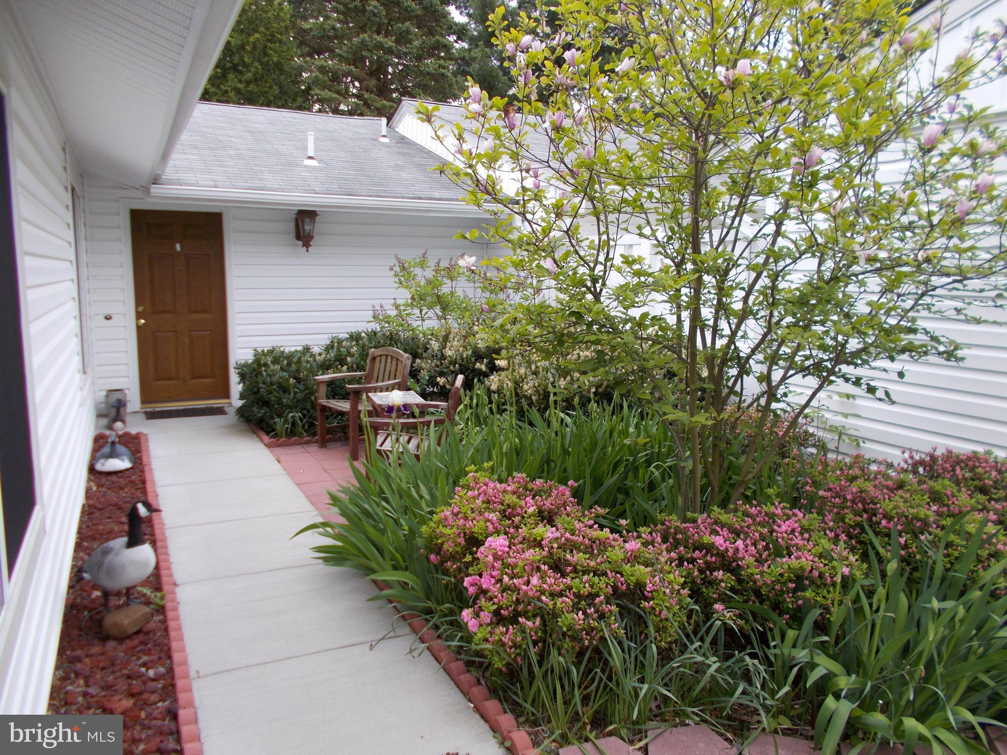 15135 Vantage Hill Road, Unit 7B Silver Spring, MD 20906 - Photo 4 of 36 Front Courtyard Paradise