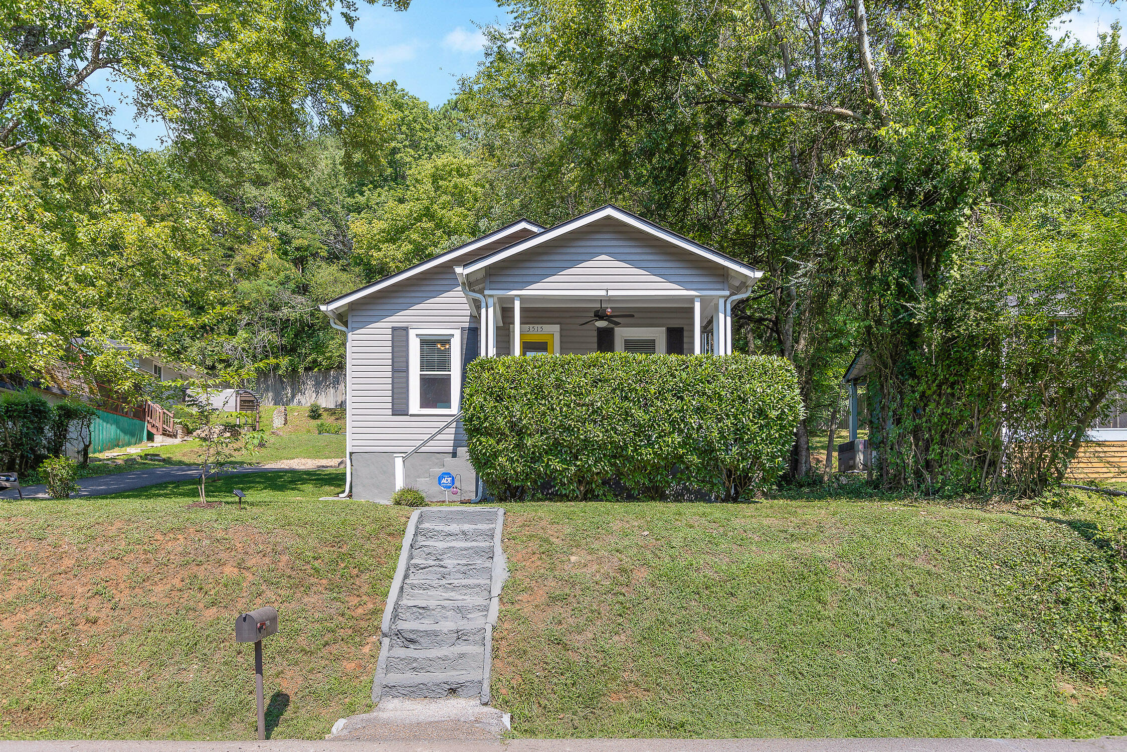 3515 Martin Road Chattanooga, TN 37415 - Photo 2 of 22 Martin-4