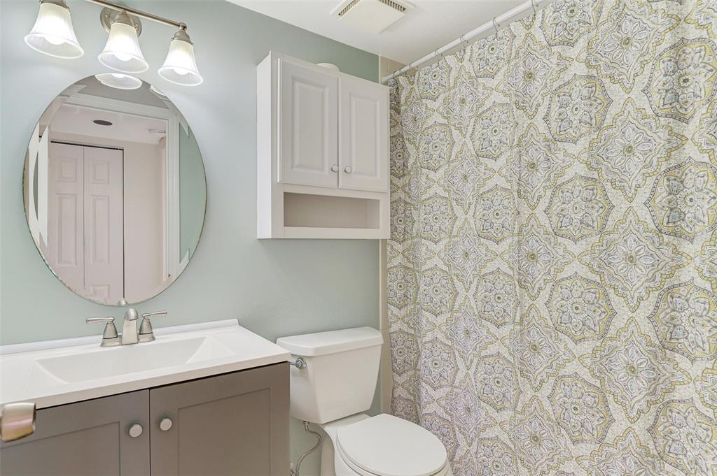 458 Cerromar Road, Unit 484 Venice, FL 34293 - Photo 15 of 38