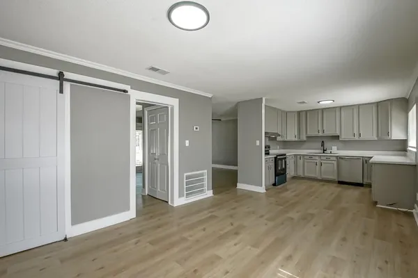 $1,875 | 308 Robin Hood Drive, Covington, LA 70433