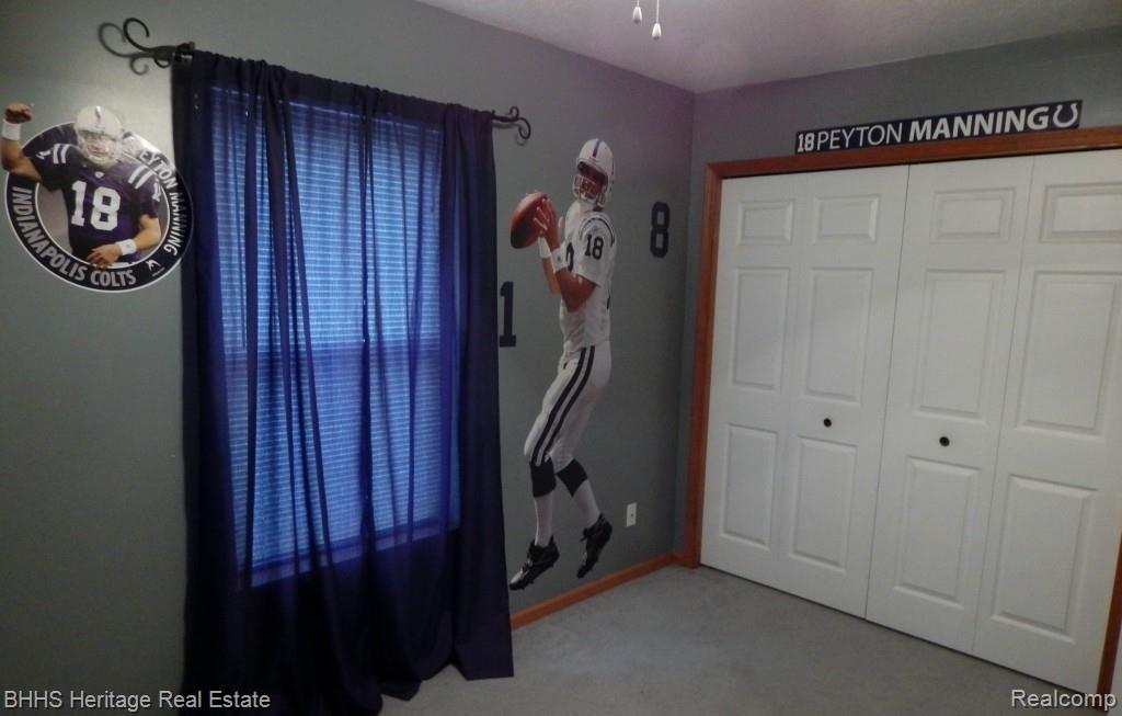 13162 Worden Road Gregory, MI 48137 - Photo 34 of 67 2ND BEDROOMFAT HEADS COME OFF EASILY