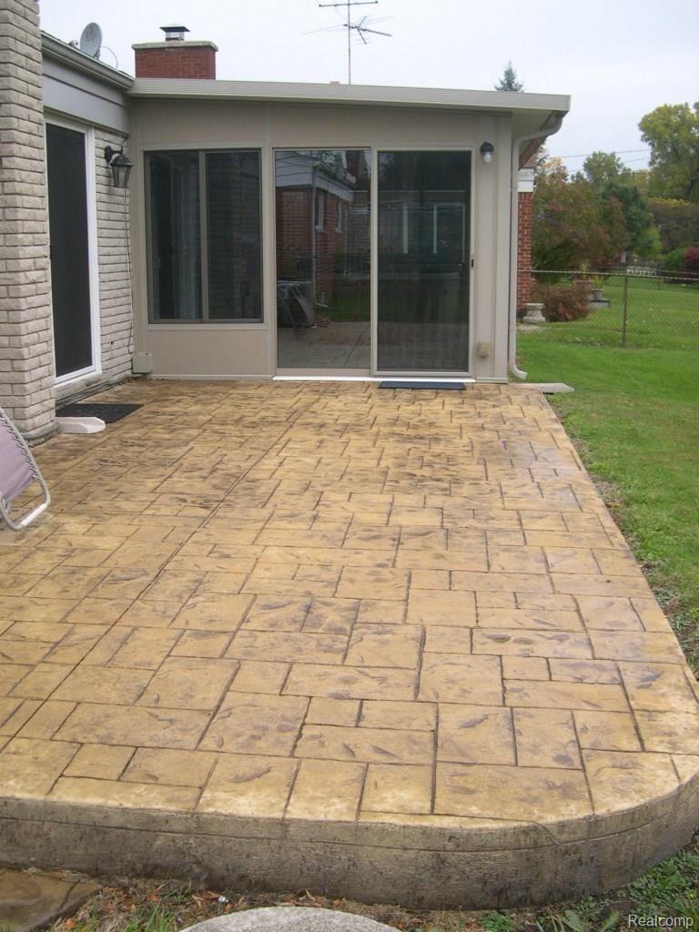 14364 Merriman Road Livonia, MI 48154 - Photo 4 of 21 BEAUTIFUL STAMPED CONCRETE PATIO