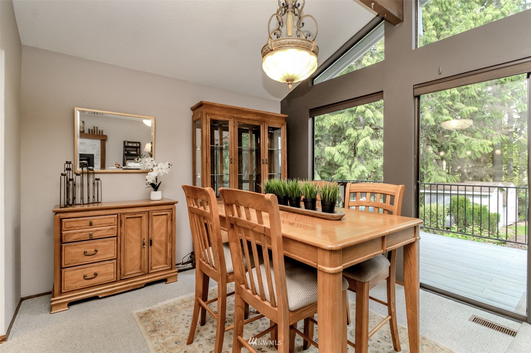 4530 Arvick Road Southeast Port Orchard, WA 98366 - Photo 9 of 40 Gallery Image 9