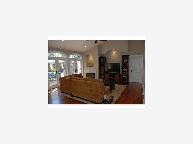 244 Merritt Road Los Altos, CA 94022 - Photo 5 of 7 Gallery Image 5