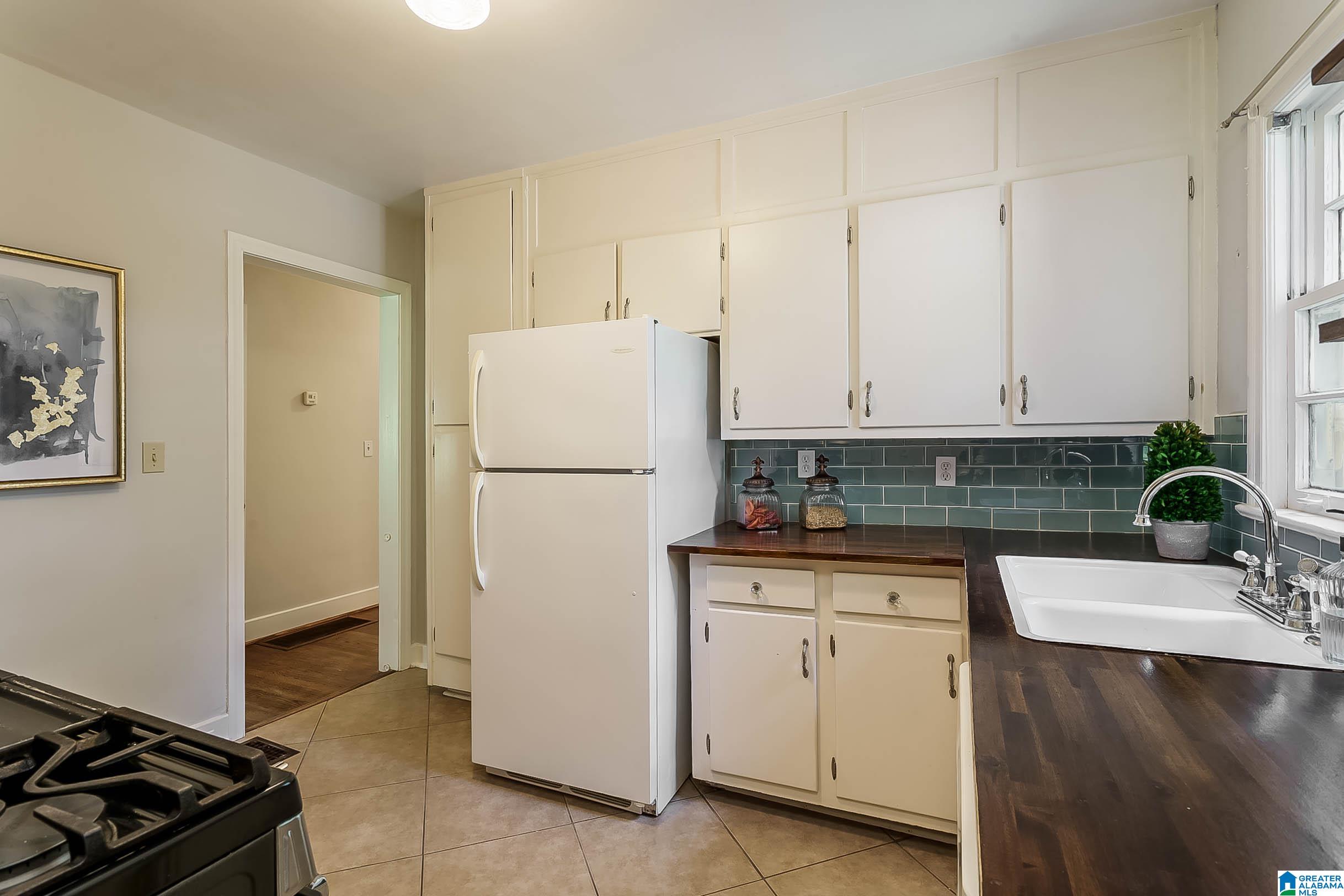 1901 Saulter Road Birmingham, AL 35209 - Photo 7 of 17