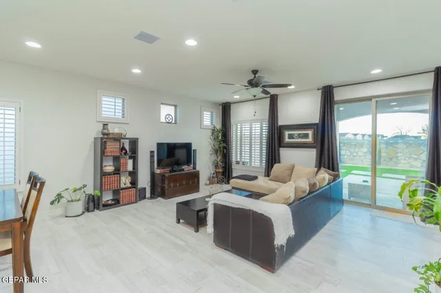 $325,000 | 5924 Dalhart Drive, El Paso, TX 79924