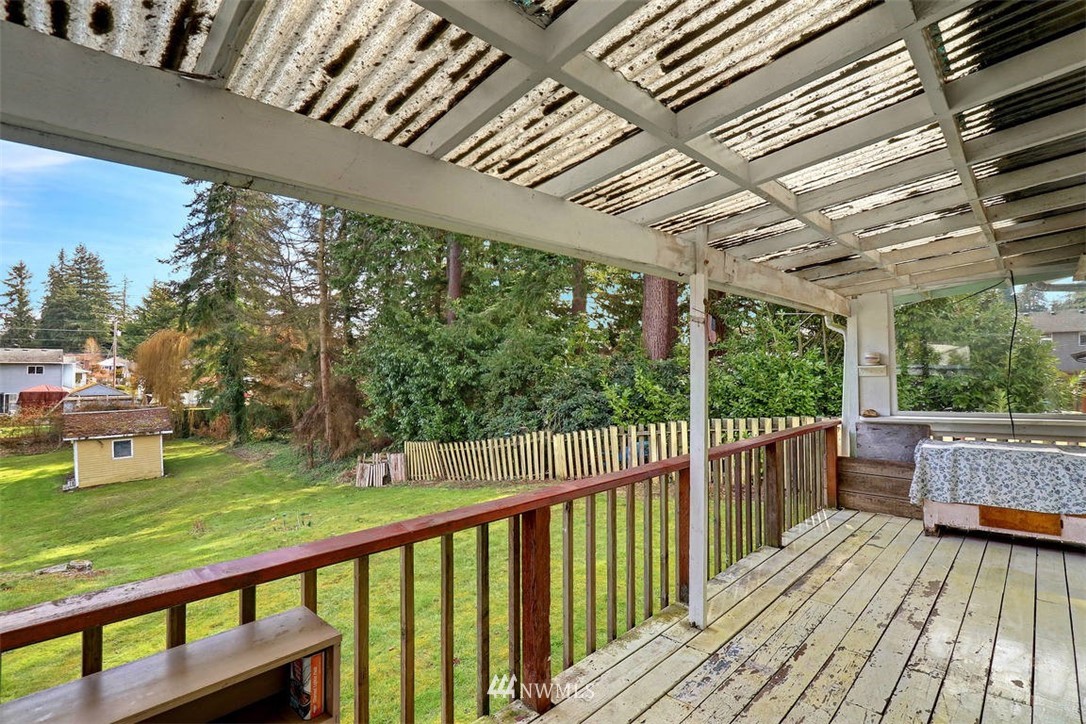 6631 Tyee Road Everett, WA 98203 - Photo 17 of 23