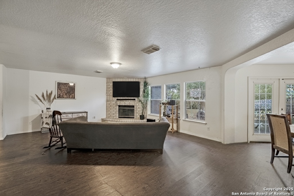 128 Springtree Grove Cibolo, TX 78108 - Photo 8 of 15