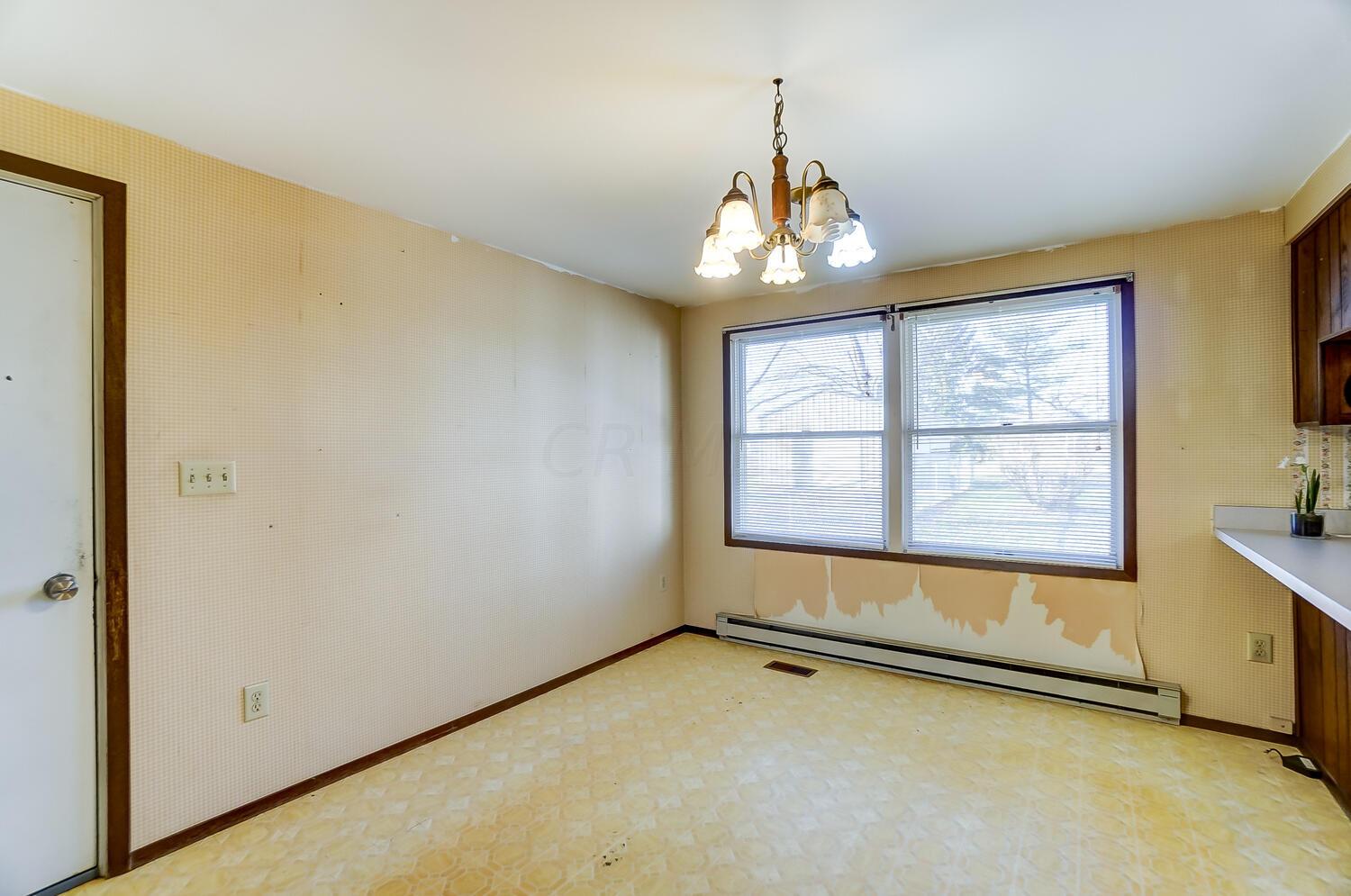 165 Amity Road Galloway, OH 43119 - Photo 10 of 53 50032159-010_web