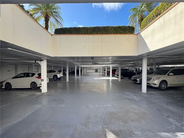 a picture of city view with ocean