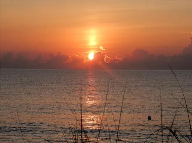 $2,800 | 5601 Jimmy Buffett Mem Highway, Unit 305S, Vero Beach, FL 32963