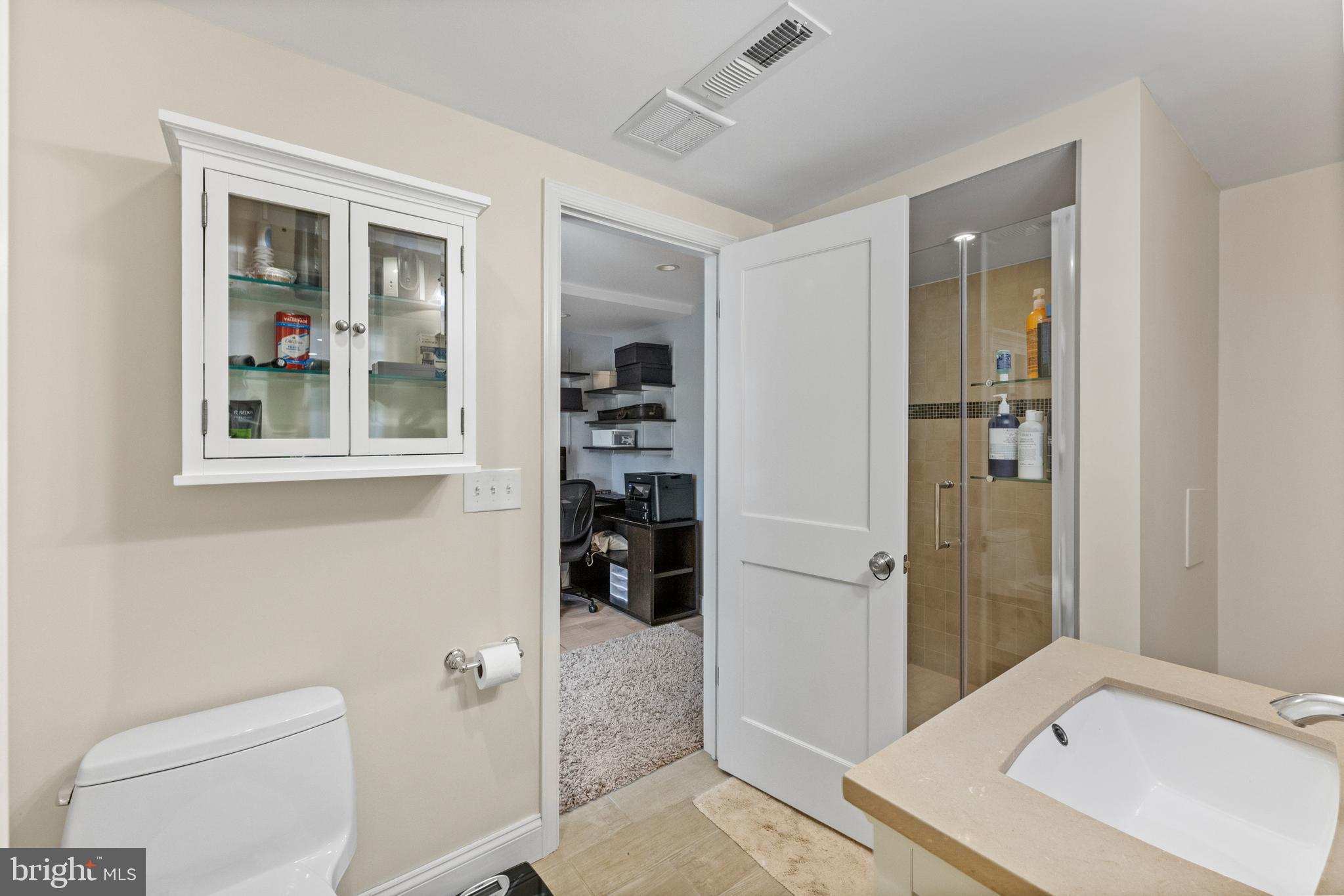 9905 Markham Street Silver Spring, MD 20901 - Photo 12 of 19