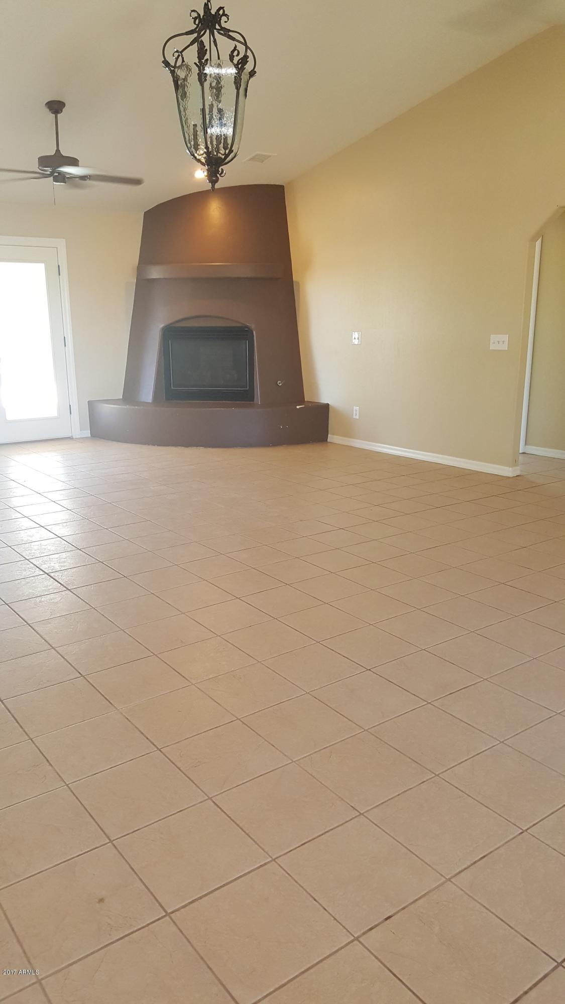 12325 North Pinto Road Maricopa, AZ 85139 - Photo 8 of 29 20170804_132555